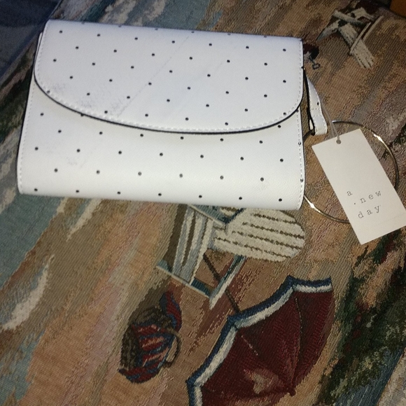 Super cute wristlet - Picture 3 of 6